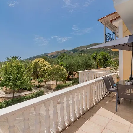 Holiday home Ismini *